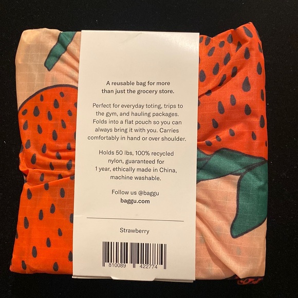 NWT BAGGU STRAWBERRY Standard Size Reusable Bag bvr - Picture 2 of 5